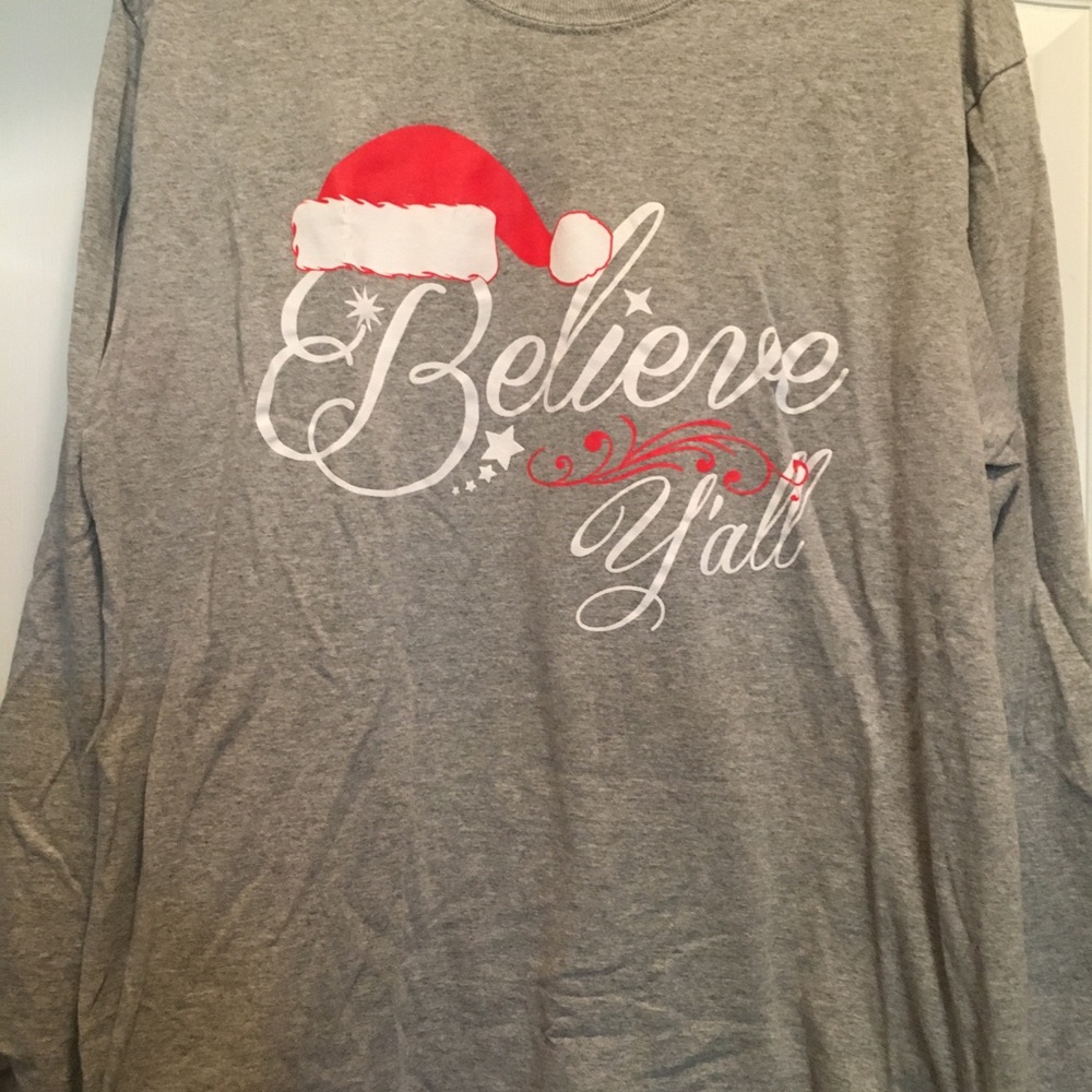 NWOT- Christmas T-shirt